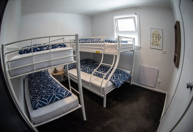 فندق صغير Amber Lodge Mt Buller