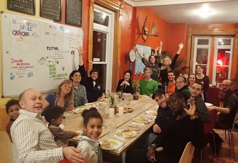 Общежитие Auberge Du Plateau