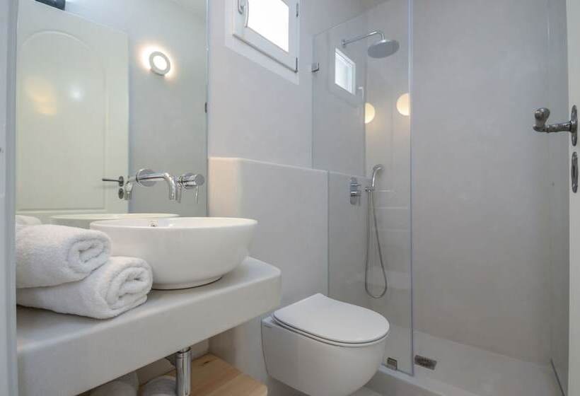 Antony Suites   Adults Only