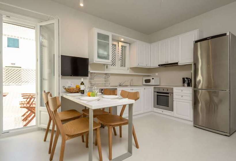 Antony Suites   Adults Only