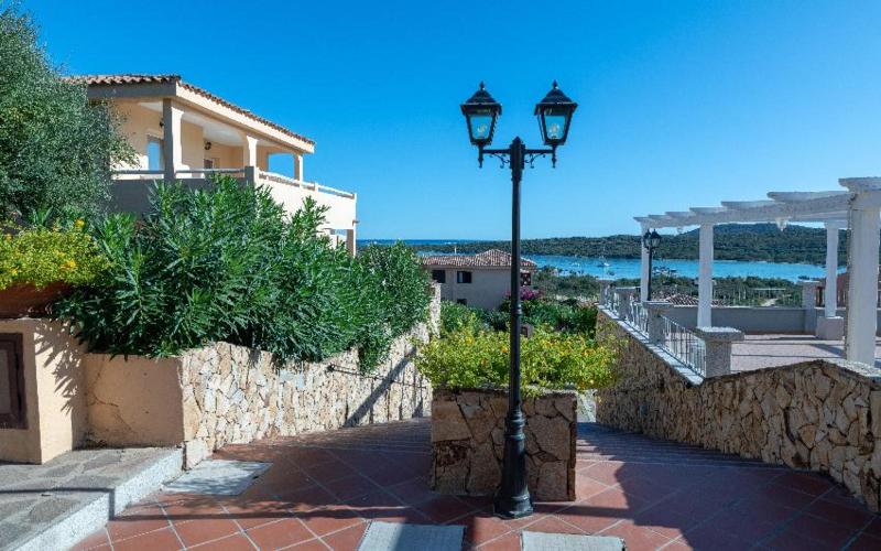 Baia De Bahas Residence