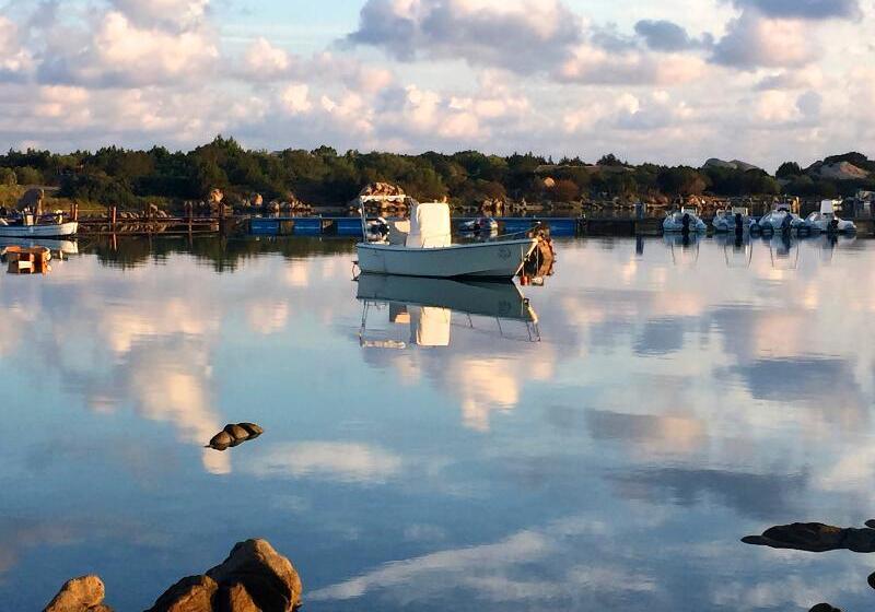 Baia De Bahas Residence