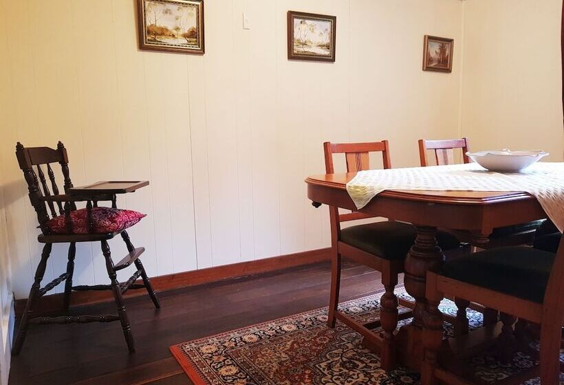 צימר Glenbrook House And Cottage