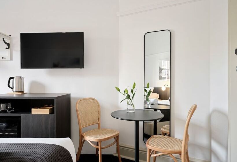 تختخواب و صبحانه Dunkirk Hotel Pyrmont