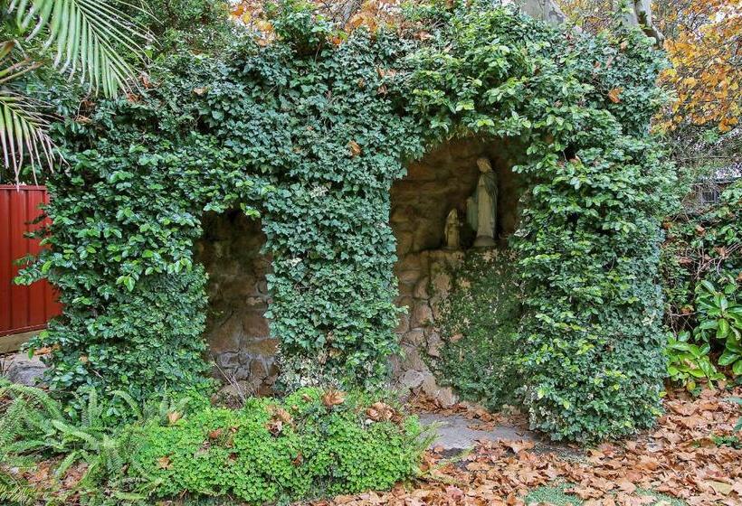 Bed and Breakfast The Old Priory