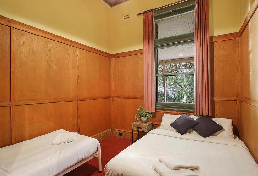 Bed and Breakfast The Old Priory