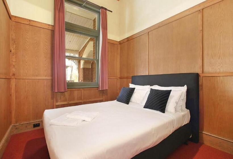 Bed and Breakfast The Old Priory