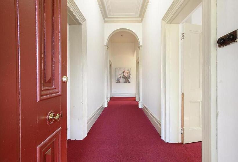 Bed and Breakfast The Old Priory