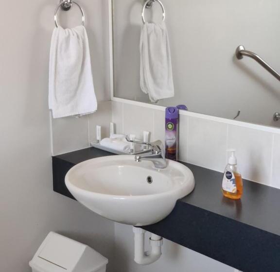 Belvoir Village Motel & Apartments Wodonga