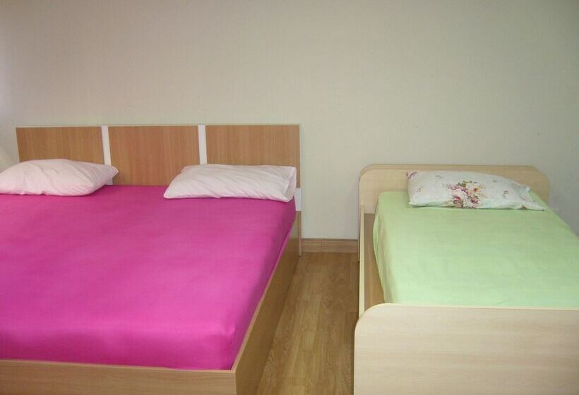 Chan Kim Don Mueang Airport Guest House