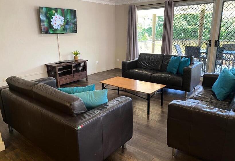 City Ville Apartments And Motel