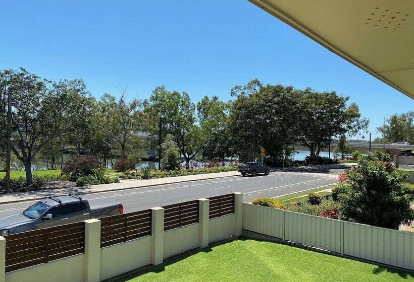 City Ville Apartments And Motel