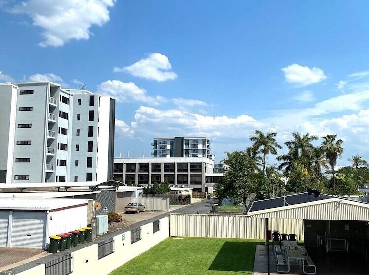 City Ville Apartments And Motel