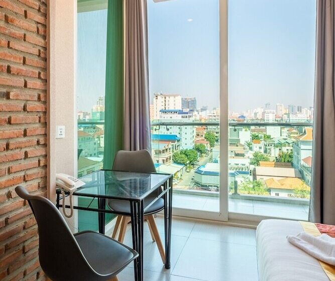 Colina Sky Hotel Phnom Penh
