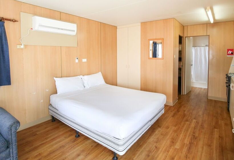 Desert City Holiday Park