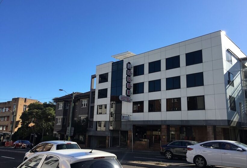 Edgecliff Lodge Motel
