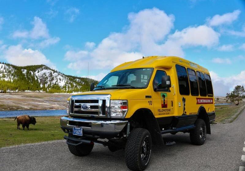Explorer Cabins At Yellowstone