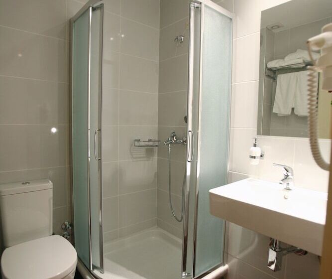 Alexakis Hotel & Spa