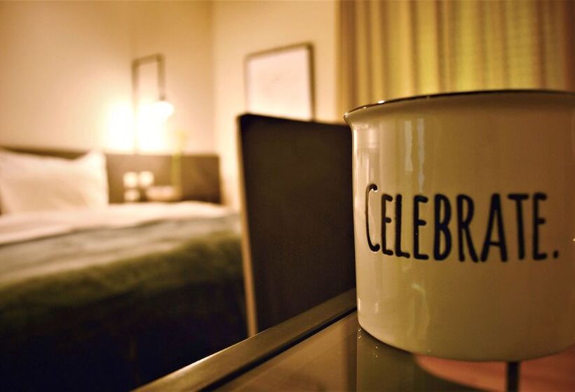 Alexakis Hotel & Spa