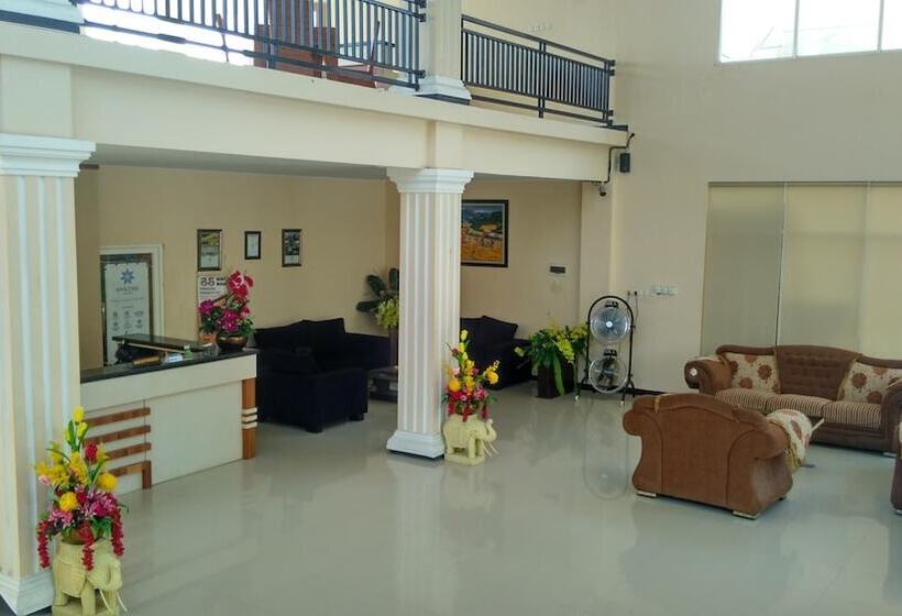 فندق Amazing Beach Resort Palu