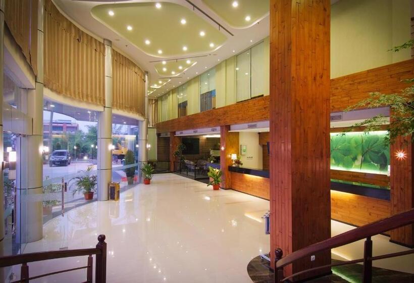 هتل Angkasa Garden