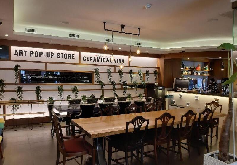 בית מלון כפרי Ansan Seowon Tourist