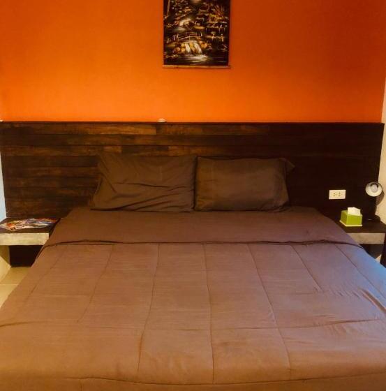 Отель Aonang 3 Monkeys Pool Resort