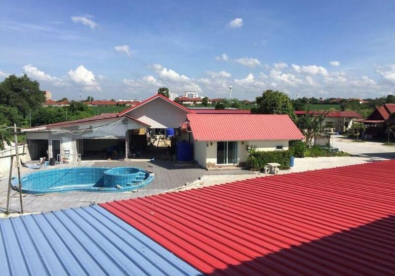 Отель Baan Kaew Ruen Kwan