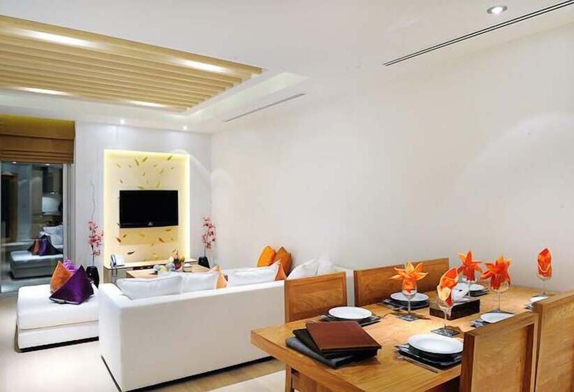 בית מלון כפרי Beachfront Phuket