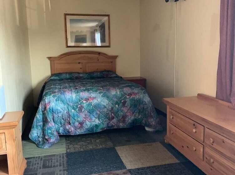 בית מלון כפרי Best Budget Inn