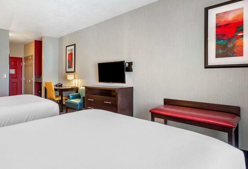 فندق Best Western Plus Gallup Inn & Suites