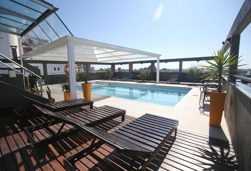 酒店 Bicentenario Suites & Spa