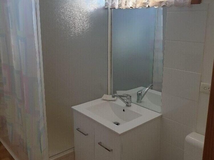 בית מלון כפרי Big4 Acclaim Prospector Holiday Park