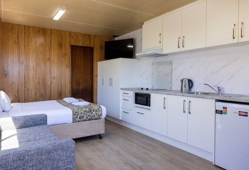 هتل Discovery Parks   West Beach Parks