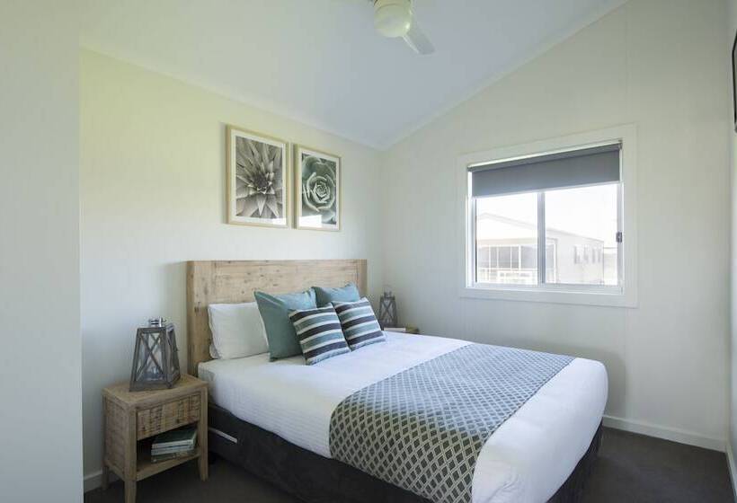 هتل Discovery Parks   West Beach Parks