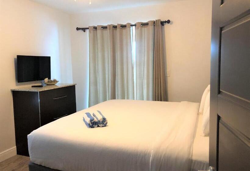 Отель Caribbean Resort Suites