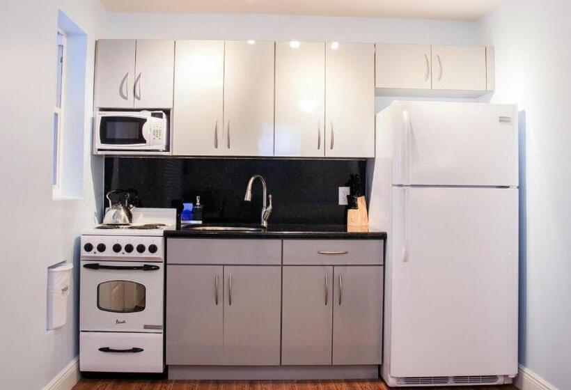 Отель Caribbean Resort Suites