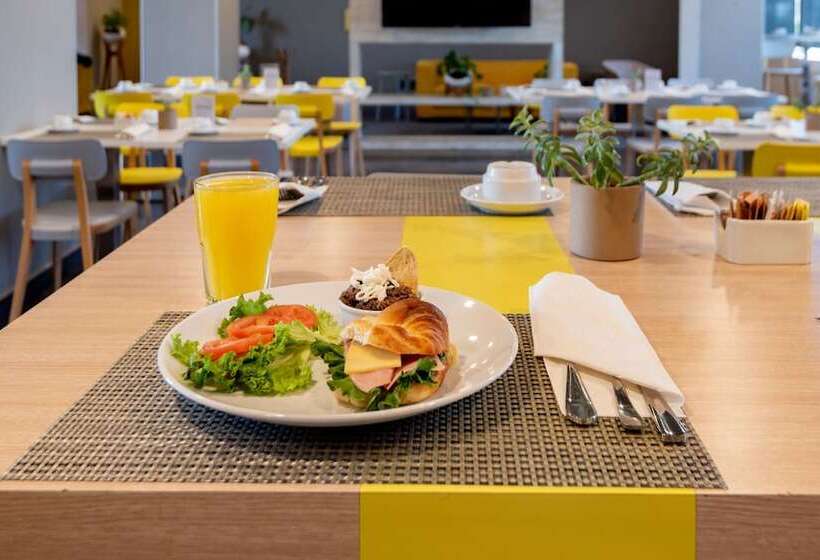 호텔 City Express Plus By Marriott Guadalajara Palomar