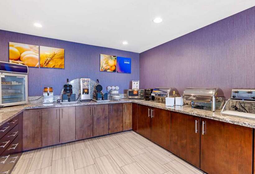 Отель Comfort Suites Of Las Cruces I 25 North