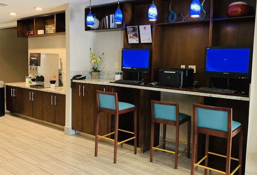 Отель Comfort Suites Of Las Cruces I 25 North