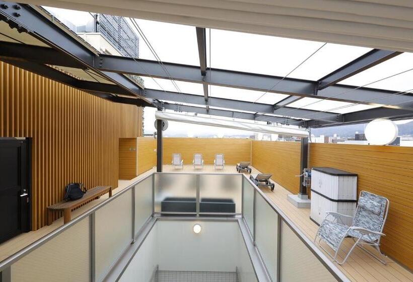 Sauna & Capsule Hotel Rumor Plaza