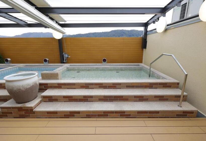 Sauna & Capsule Hotel Rumor Plaza