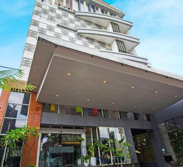 酒店 Fortunagrande Seturan Yogyakarta