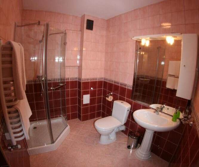 فندق Daisy Superior