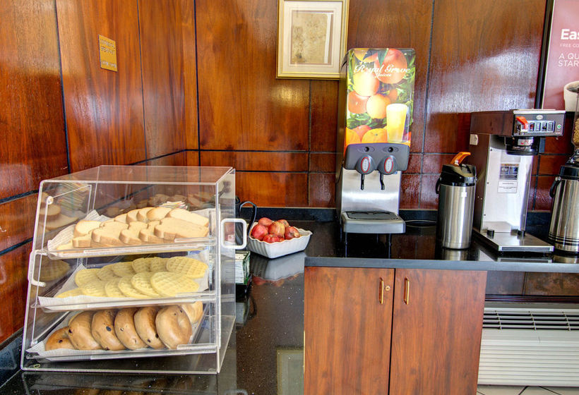 فندق Econo Lodge Takoma Park