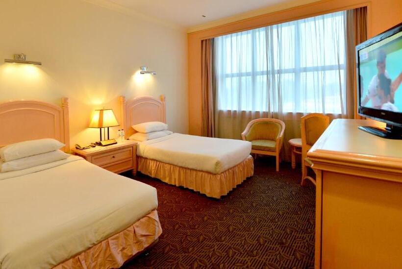 호텔 Emerald Puteri