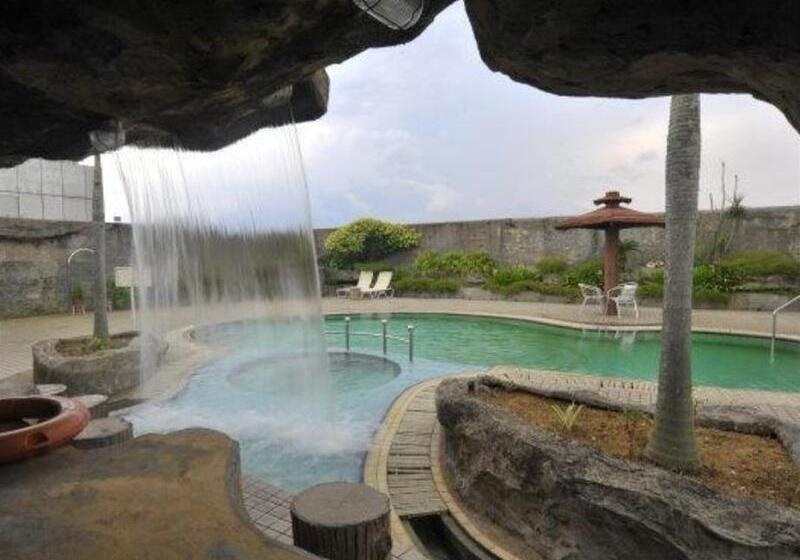 호텔 Emerald Puteri