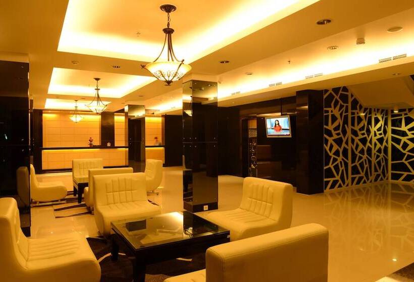 Emilia Hotel By Amazing