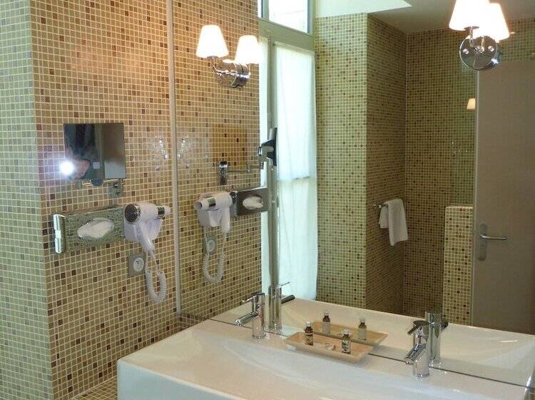 هتل Et Spa Du Chateau