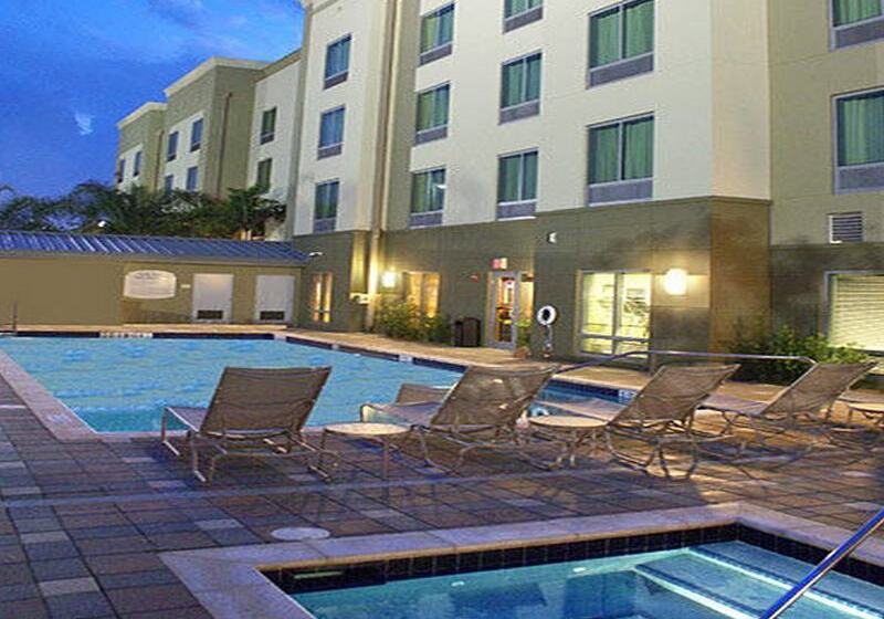 בית מלון כפרי Fairfield Inn & Suites By Marriott Fort Lauderdale Pembroke Pines
